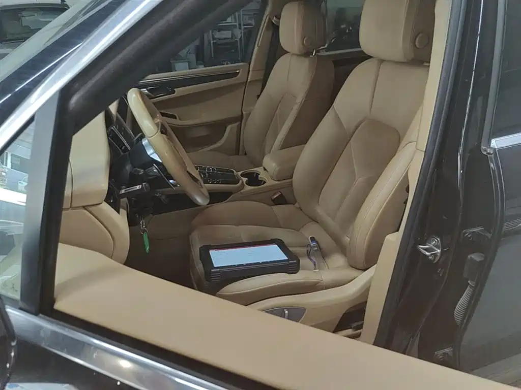 Porsche Macan 2017 Macan 2.0T фото 11