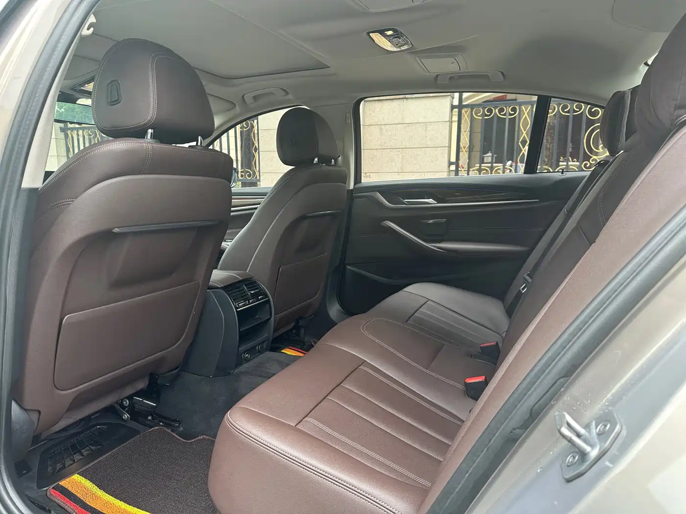 BMW 5 Series 2019 525Li Luxury Package фото 6