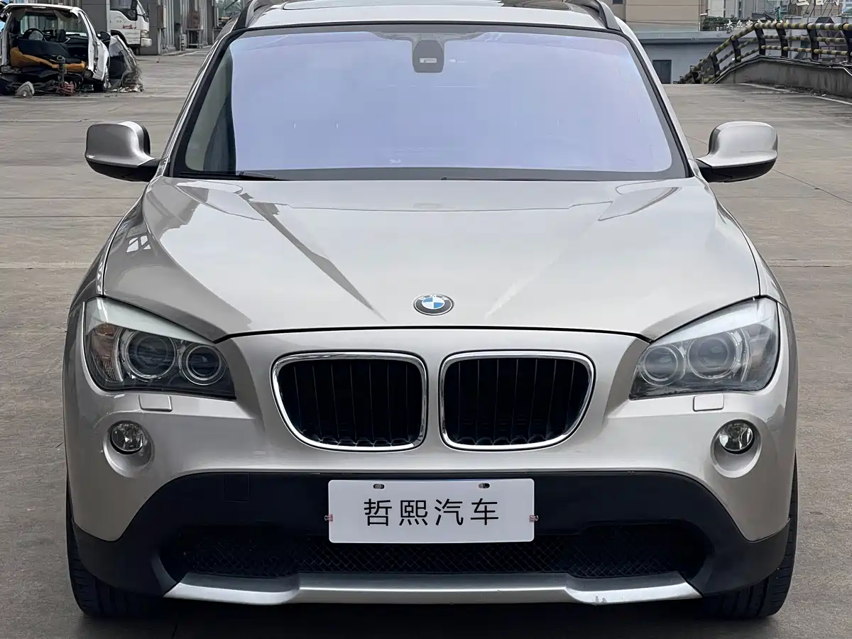 Photo 1 - BMW X1 (Import)