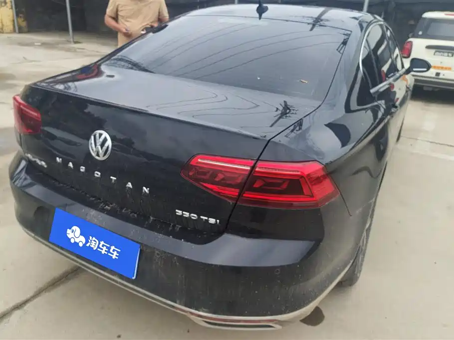 Volkswagen Magotan 2020 330TSI DSG Leading фото 3