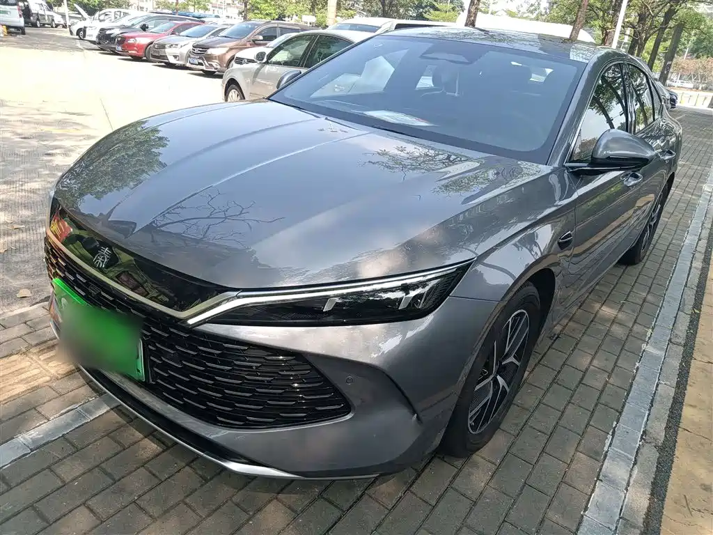 BYD Qin L 2025 DM-i Smart Drive Edition 120KM Leading фото 2