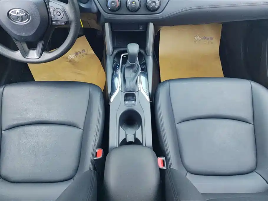 Toyota Corolla Cross 2024 Model 2.0L Pioneer Edition фото 16