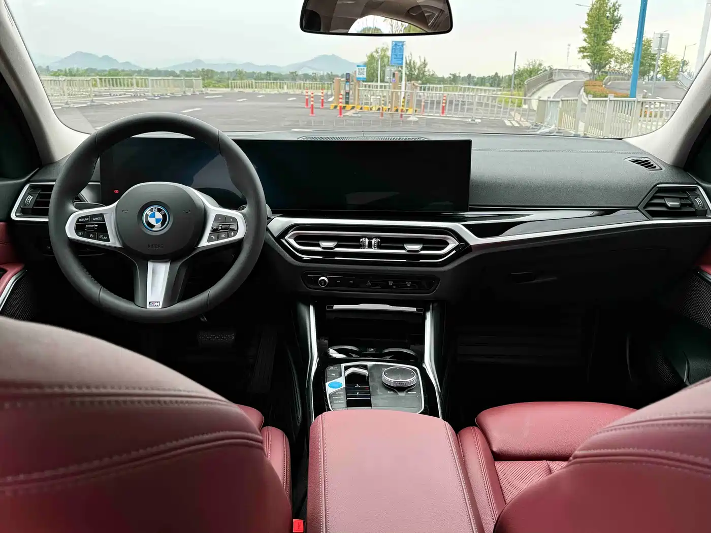 BMW i3 2024 eDrive 35 L фото 16