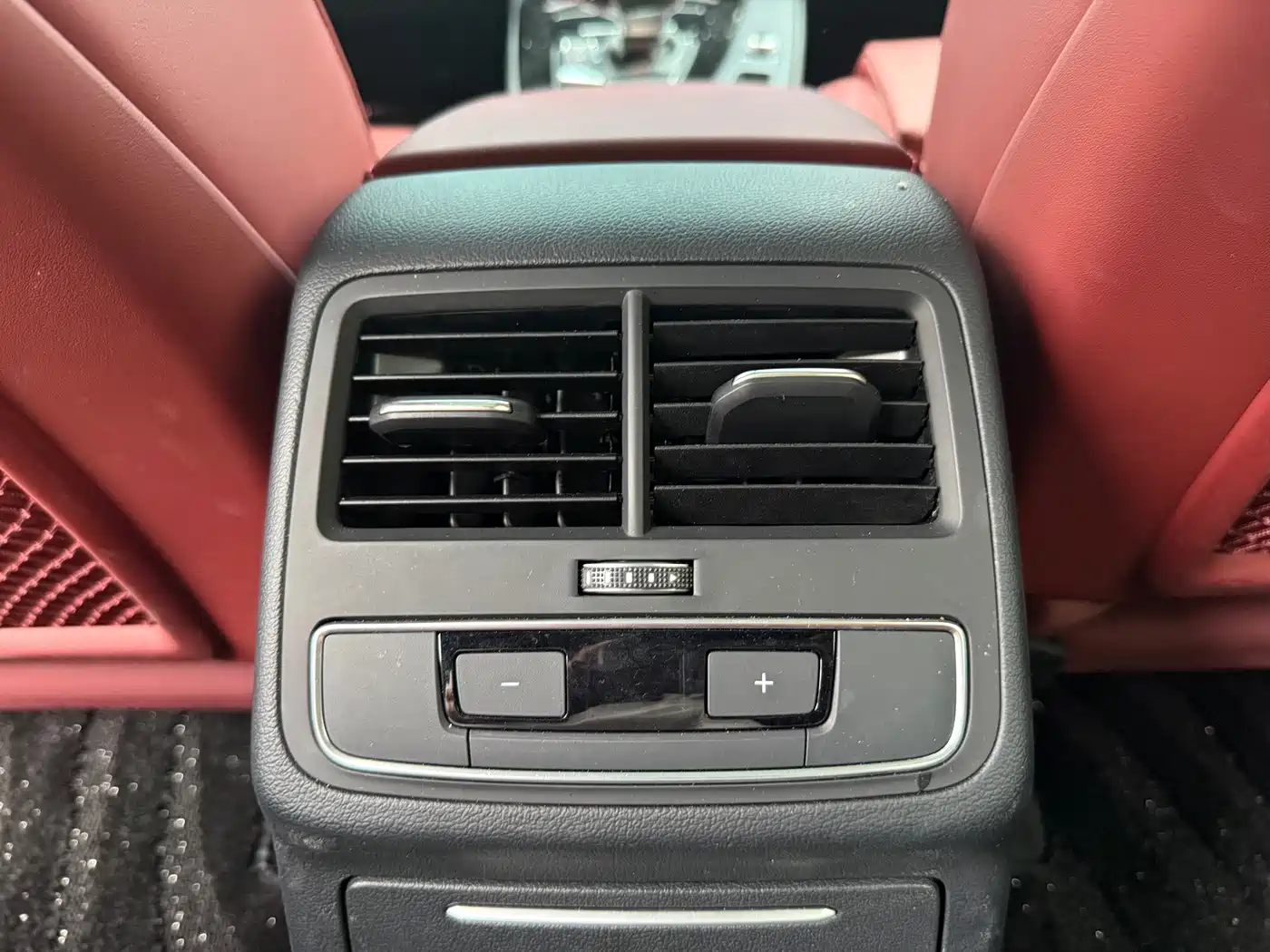 Audi A4L 2026 2025 Model Year Facelift 2 Million Celebration Edition 40 TFSI Luxury Dynamic