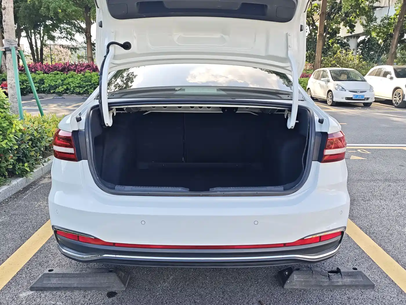Volkswagen Lavida 2023 280TSI DSG Comfort Edition фото 21
