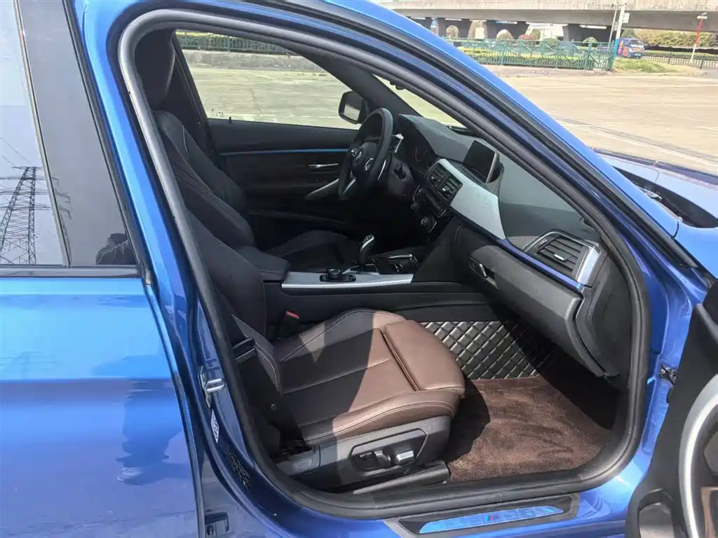 BMW 3 Series 2018 320i M Sport Package фото 11