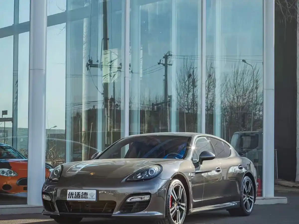 Porsche Panamera 2012 Panamera Turbo S 4.8T
