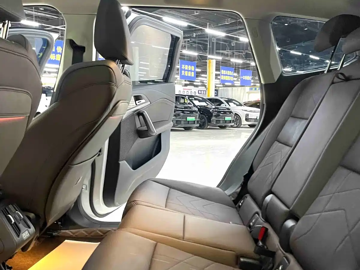 BMW iX1 2025 2023 eDrive25L M Sport Package