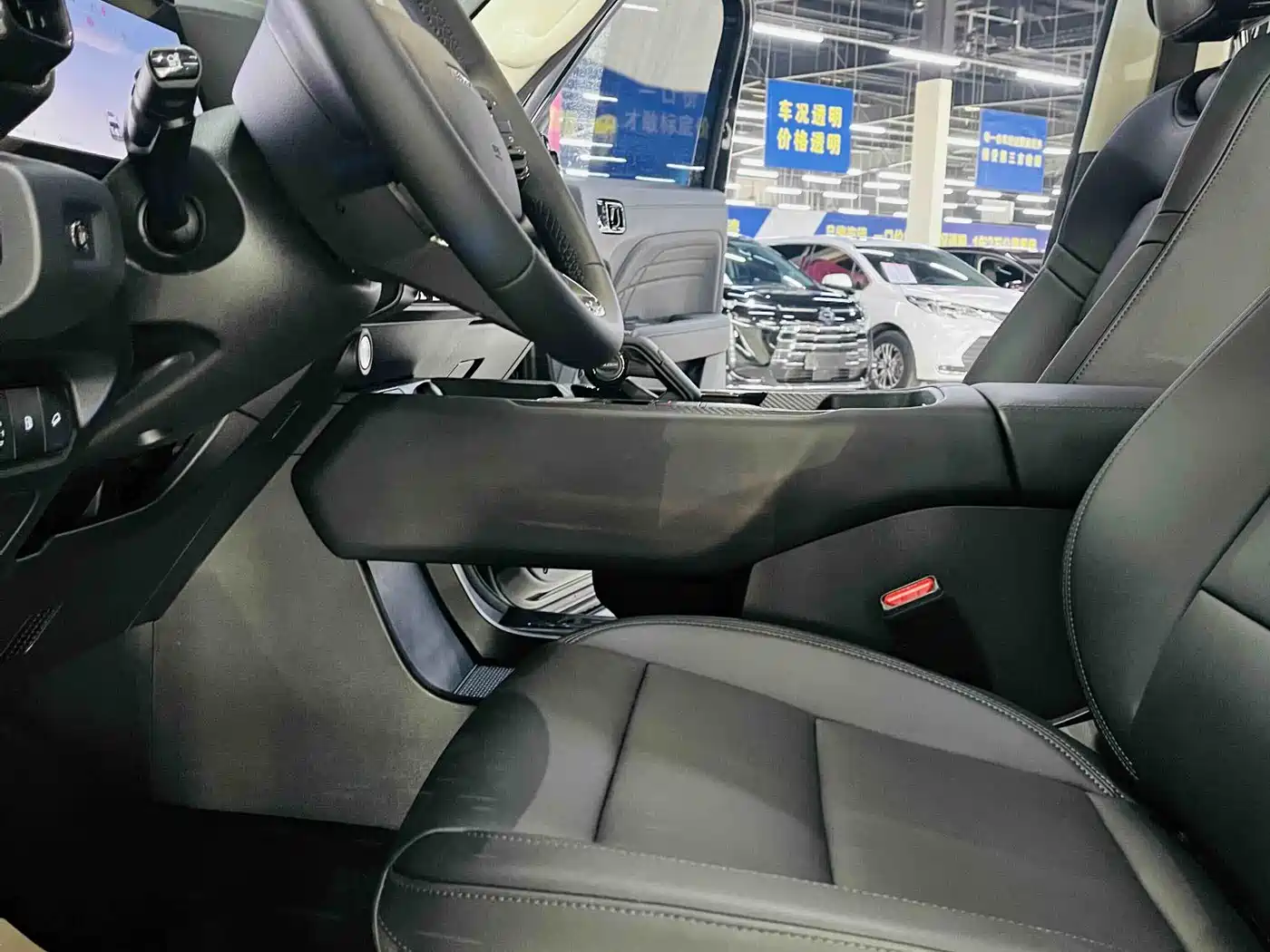 Haval Meng Long NEV 2023 Hi4 102 Explorer Edition фото 10