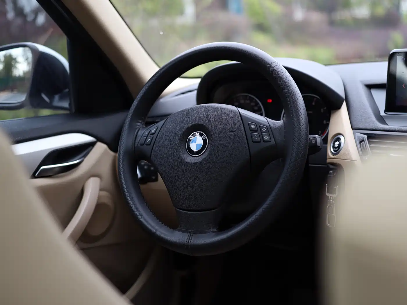 BMW X1 (Import) 2012 sDrive18i Luxury фото 7