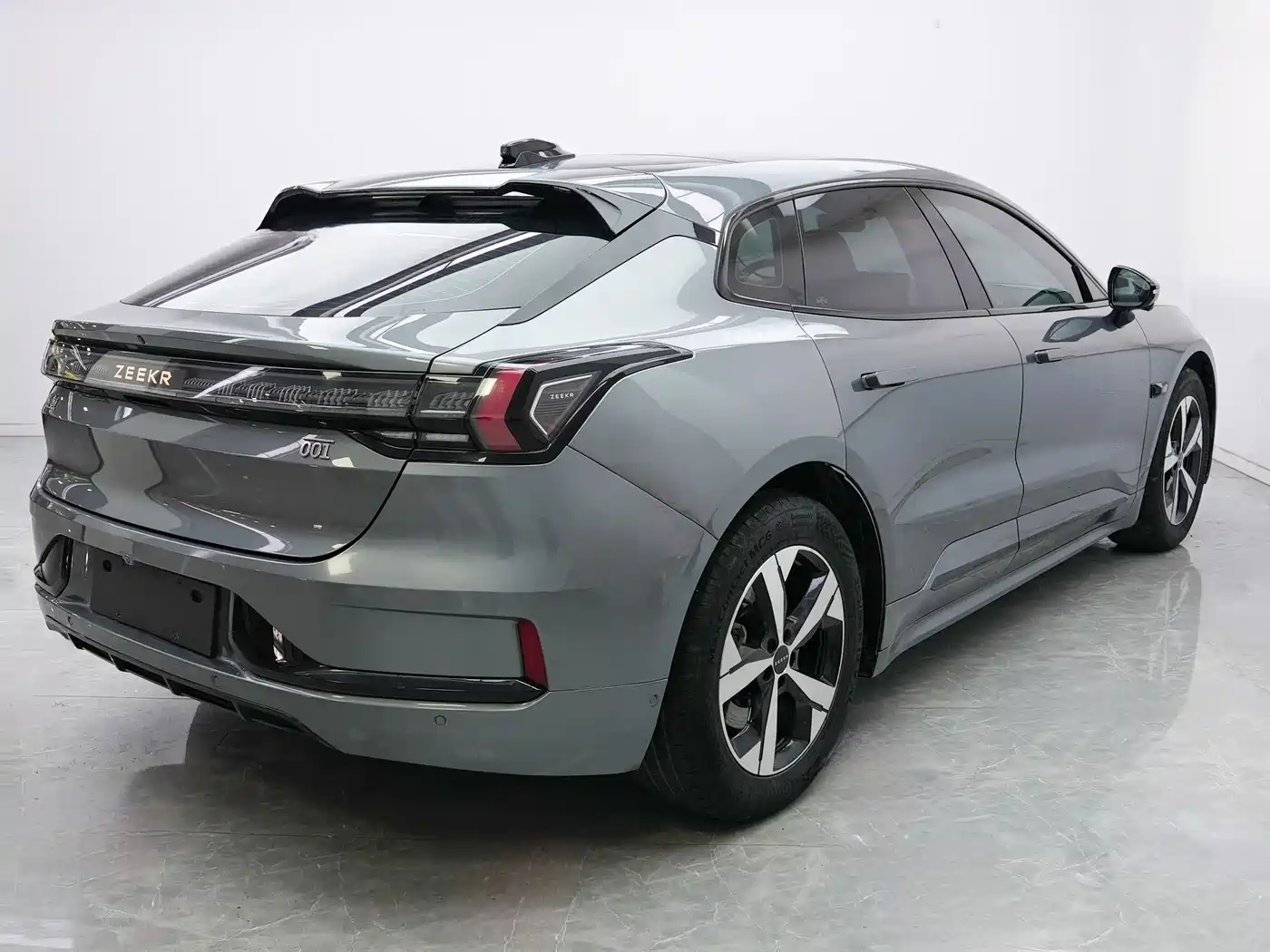 ZEEKR EXTREME KRYPTON 001