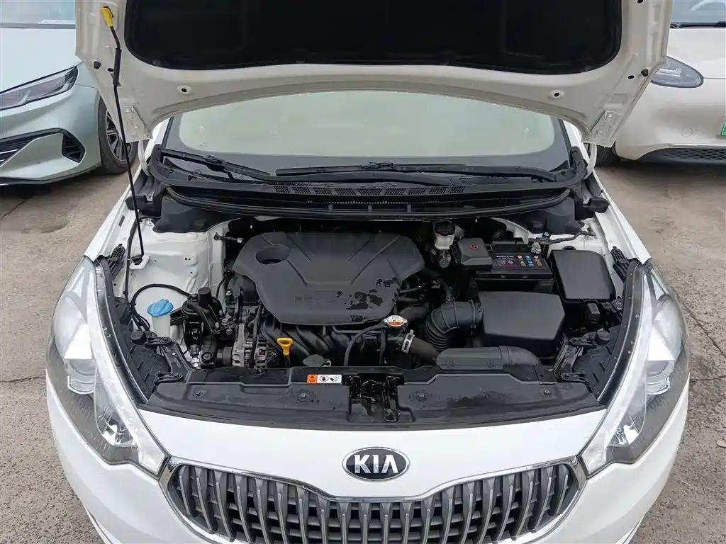 Kia K3 2015 1.6L Automatic GLS фото 20