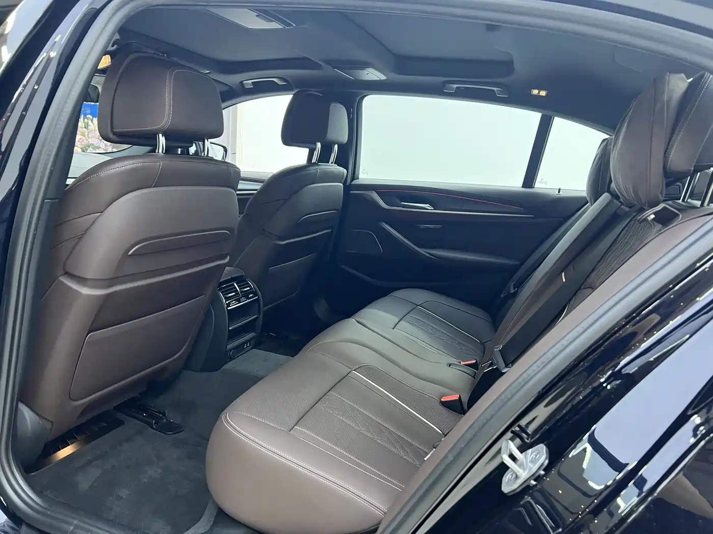 BMW 5 SERIES NEW ENERGY