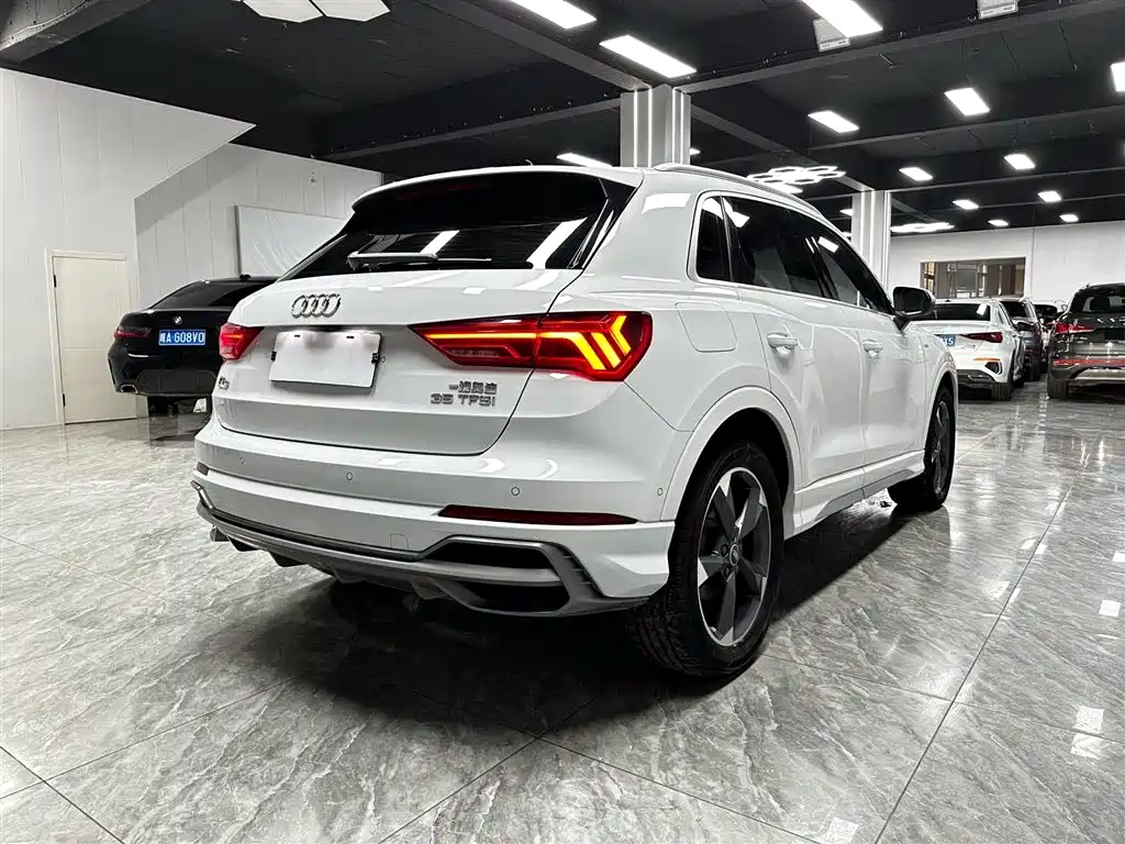 Audi Q3 2023 35 TFSI Fashion Dynamic (1.4T) фото 6