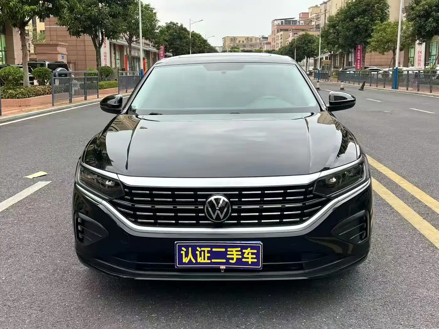 VOLKSWAGEN PASSAT