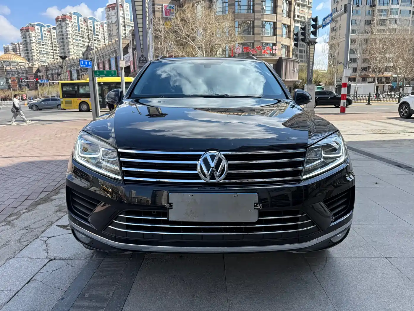 Volkswagen Touareg 2017 3.0TSI Explorer Edition фото 2