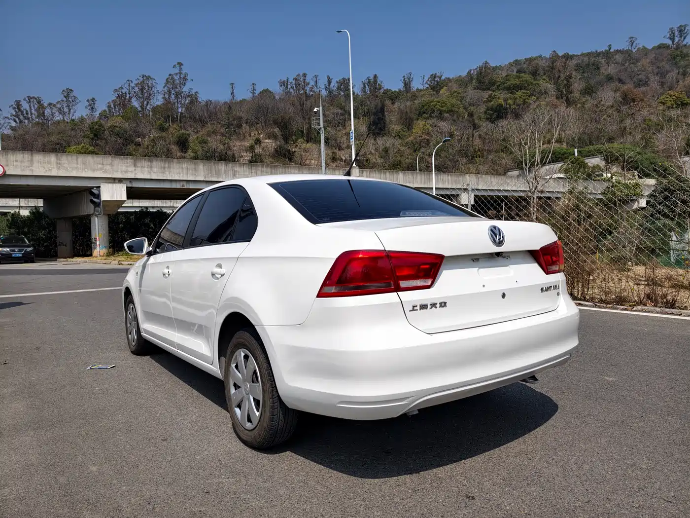 Volkswagen Santana 2015 1.6L Automatic Trend Edition фото 9