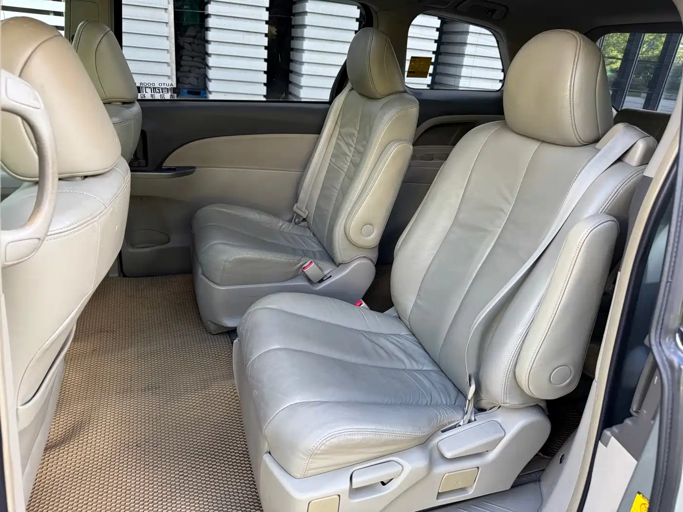 Toyota Previa 2009 2006 Model 2.4L 7-Seater Luxury Edition