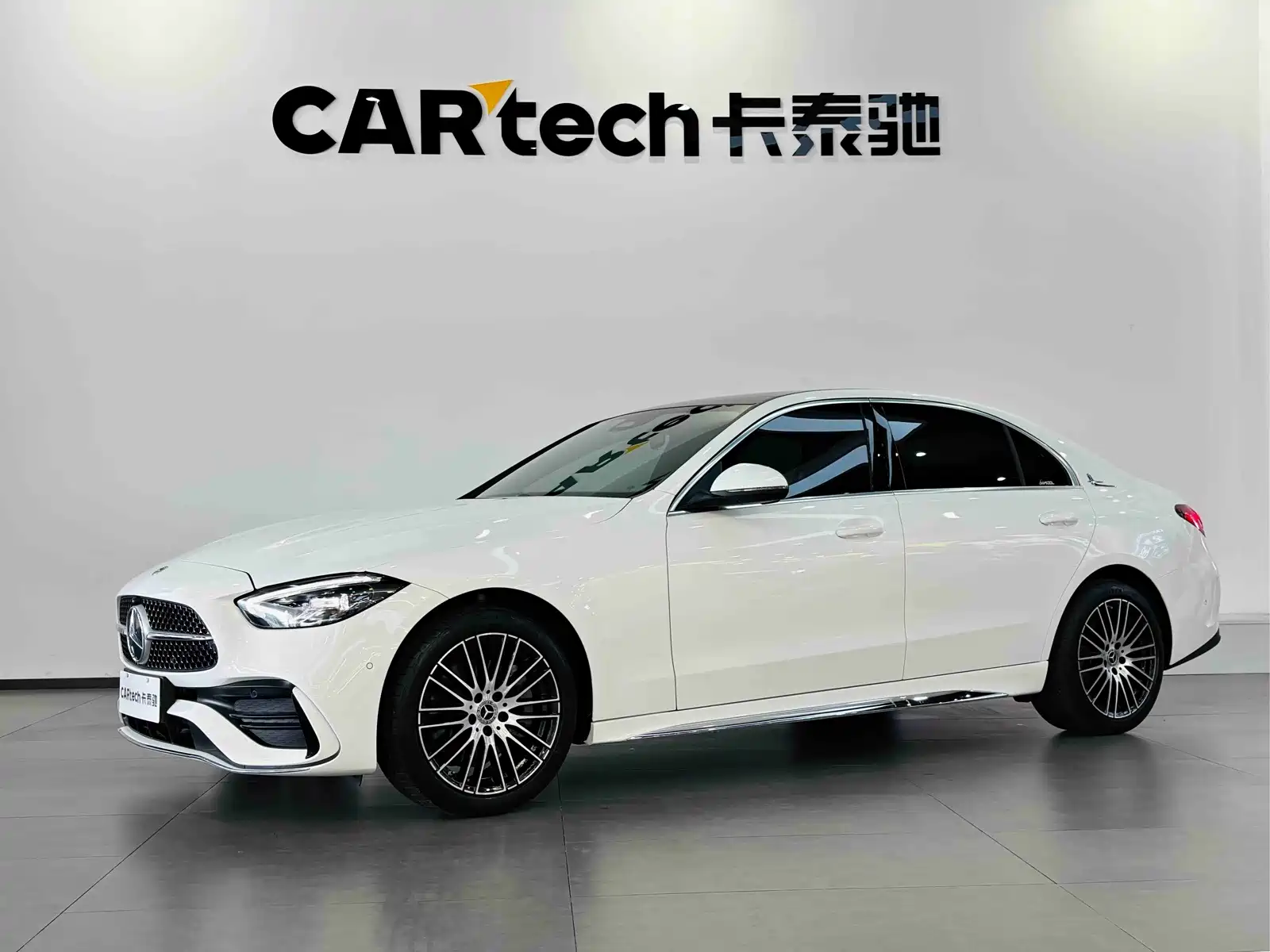 Фото 1 - Mercedes-Benz C-Class