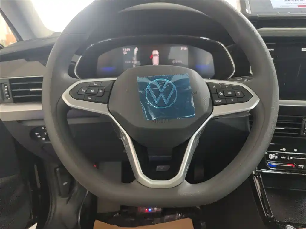 Volkswagen Passat New Energy 2025 430PHEV Hybrid Business Edition фото 7