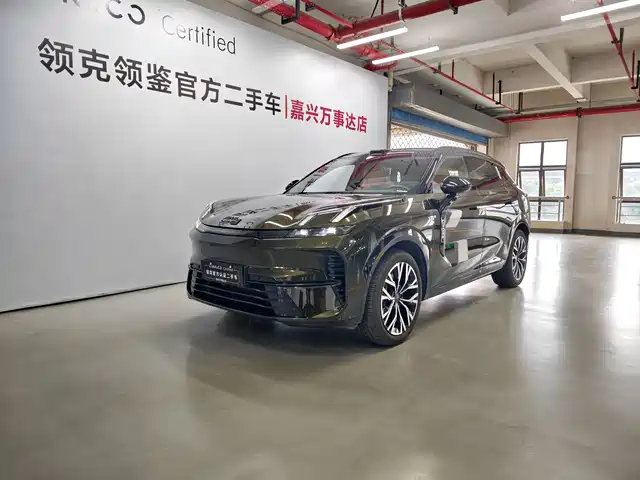 Lynk & Co 08 EM-P 210 Полный привод, Перформанс, Ultra H7