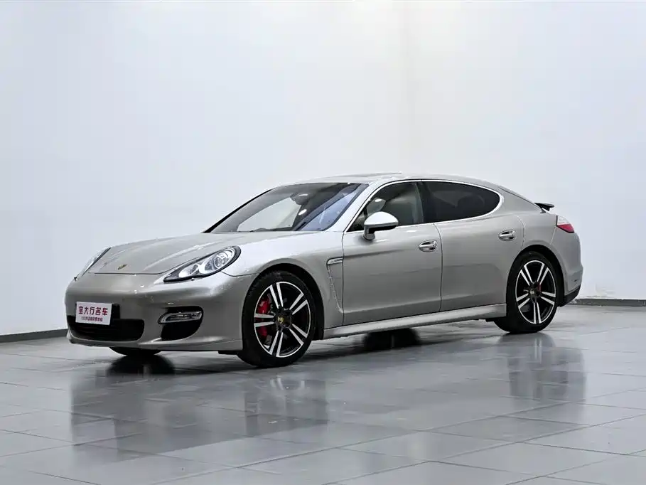 Porsche Panamera 2010 Porsche Panamera Turbo 4.8T фото 2