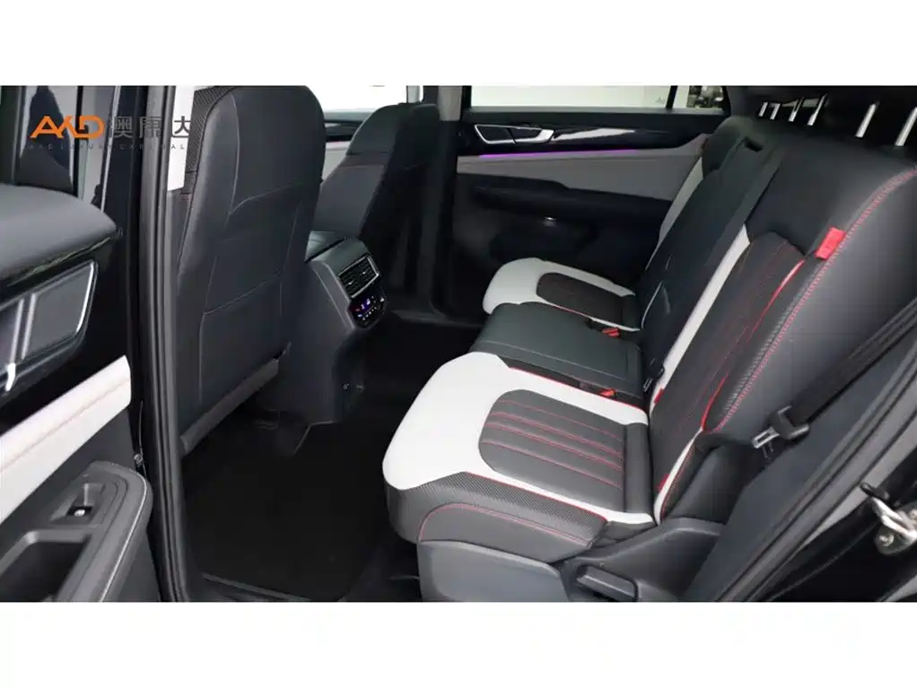 Volkswagen Teramont 2024 Touareg X 380TSI 4WD Dragon Glory Edition фото 7