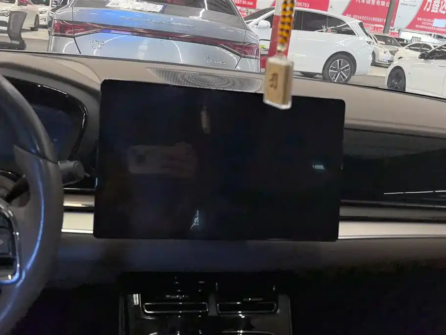 BYD Han 2022 DM-i 121KM Premium Edition фото 13