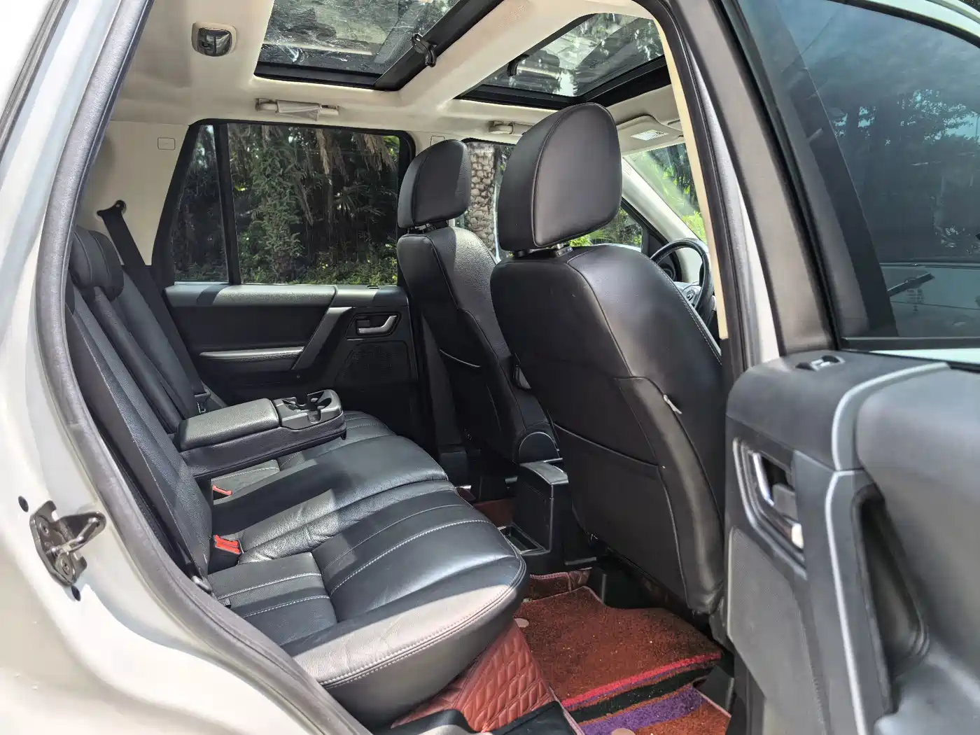 Land Rover Freelander 2 2014 2014 2.0T Si4 SE Gasoline Edition
