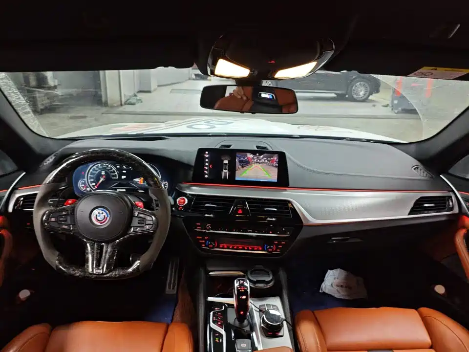 BMW M5 2019 2018 M5