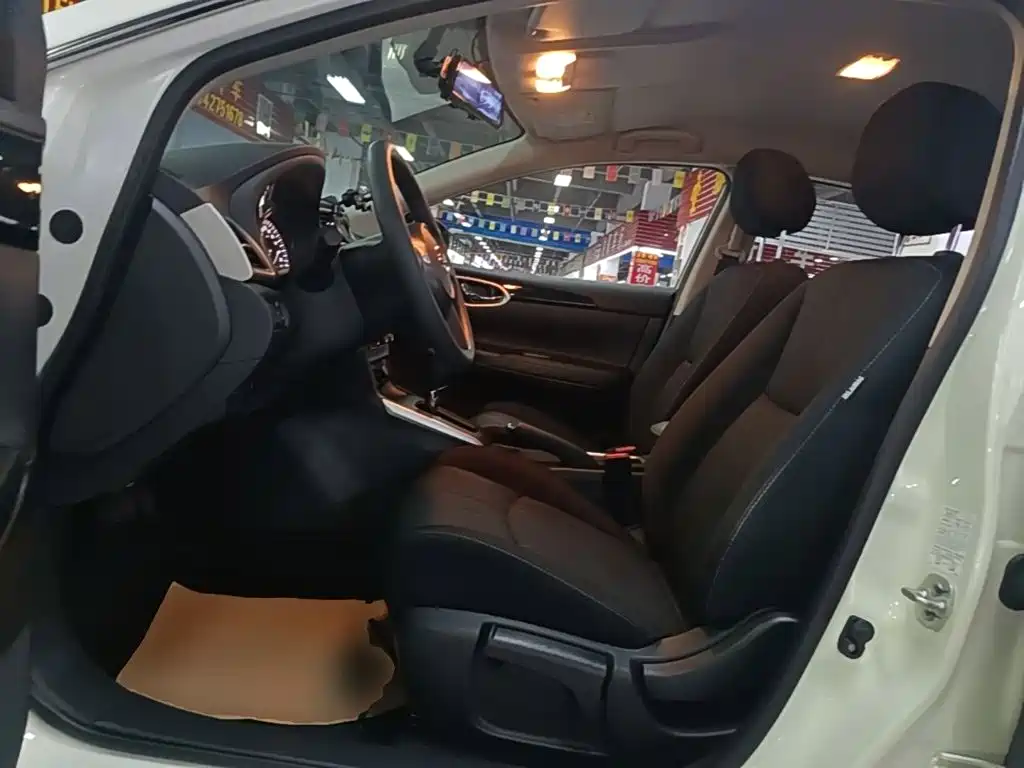 Nissan SYLPHY, миниатюра 15