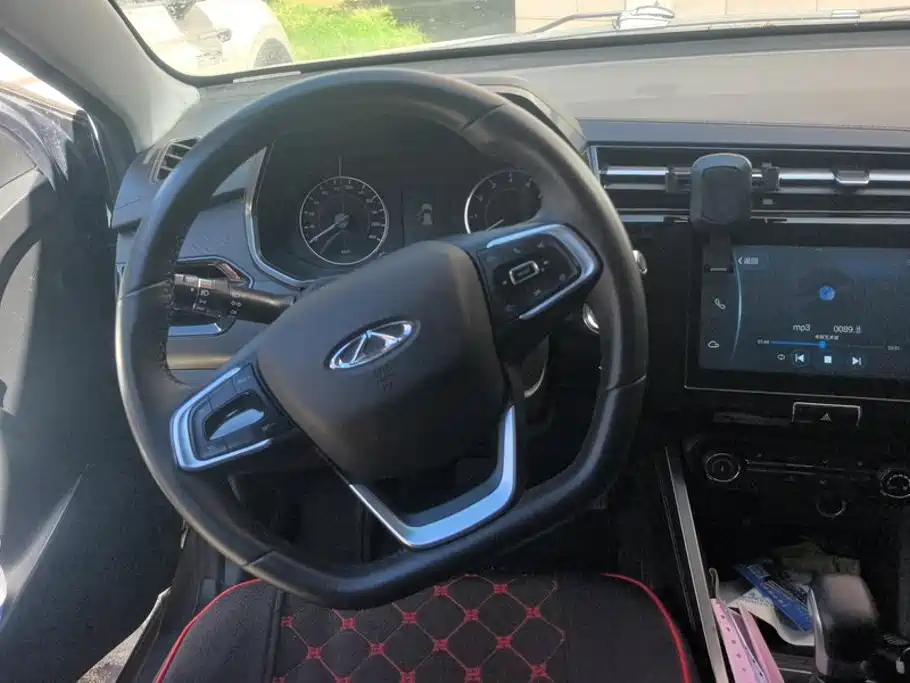 Chery Tiggo 3x 2022 2022 PLUS 1.5L CVT Refreshing Red Date II Type