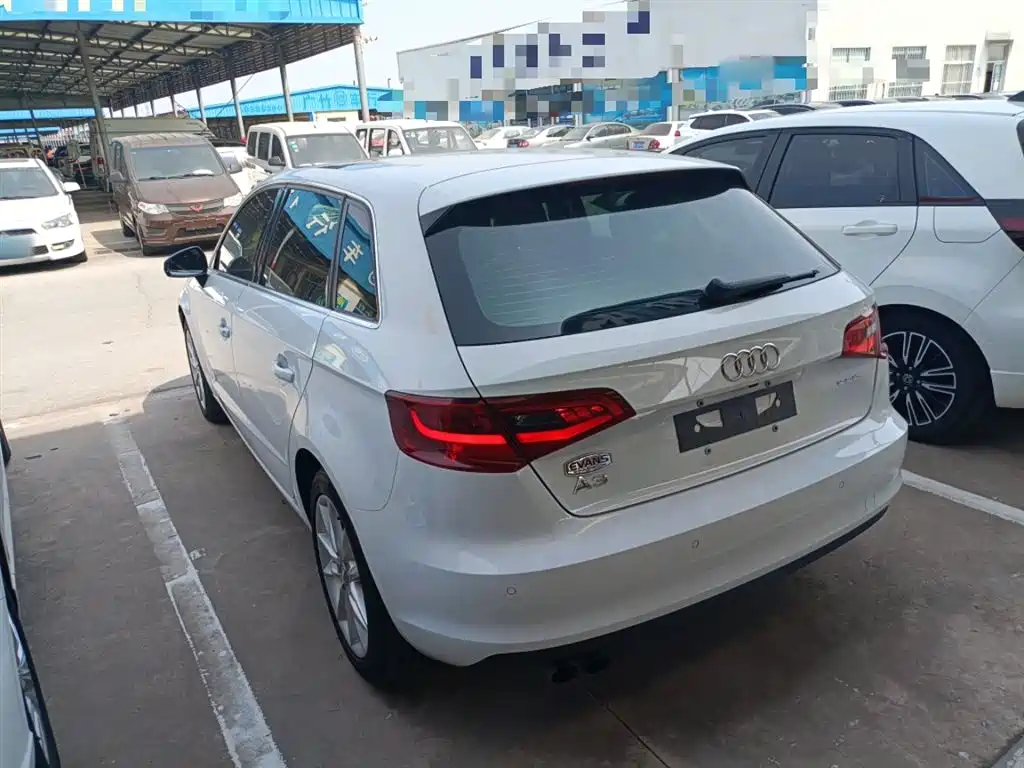Audi A3 2014 Sportback 35 TFSI Automatic Comfort фото 23