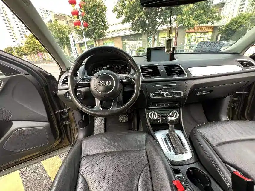 Фото 16 - Audi Q3