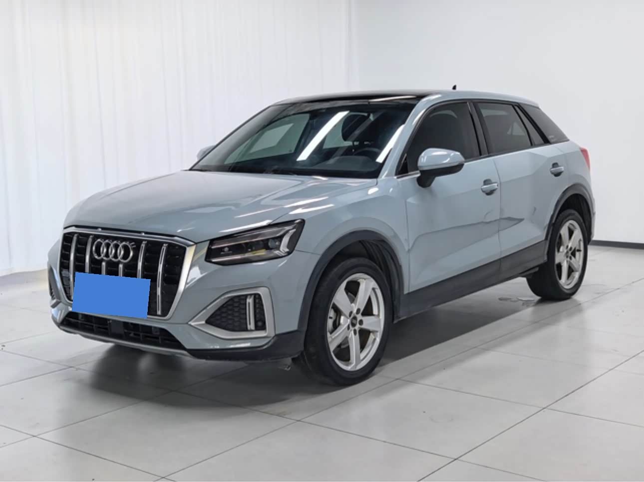 Audi Q2L