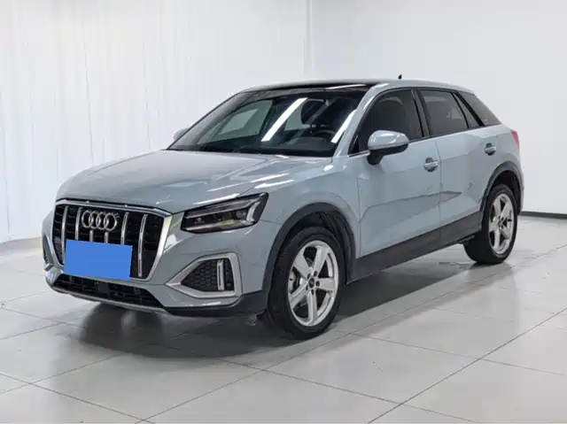 Audi Q2L 35 TFSI, Advance Elegant