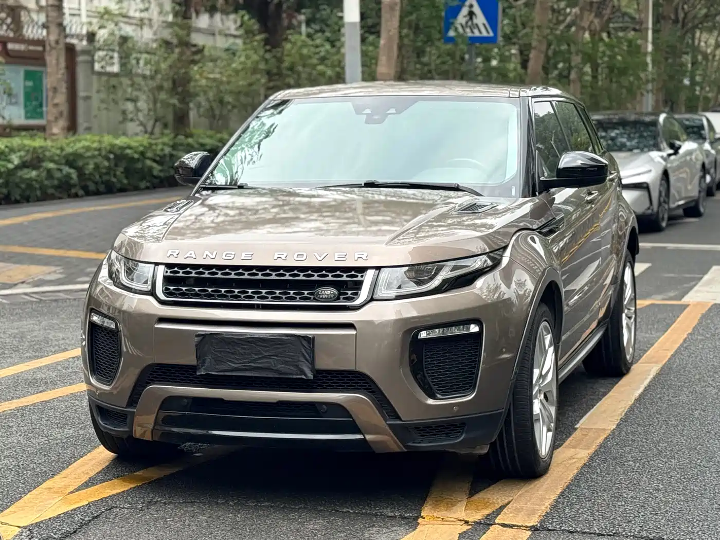 Land Rover Range Rover Evoque 2018 240PS HSE DYNAMIC Drive Edition фото 4