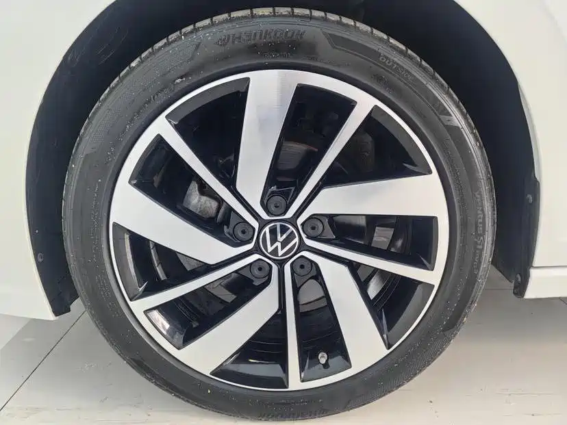 Volkswagen Sagitar, миниатюра 12