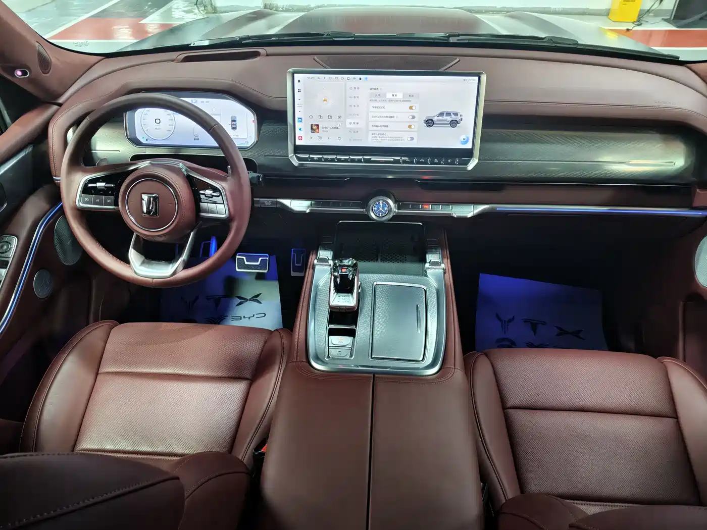 TANK TANK 700 NEW ENERGY