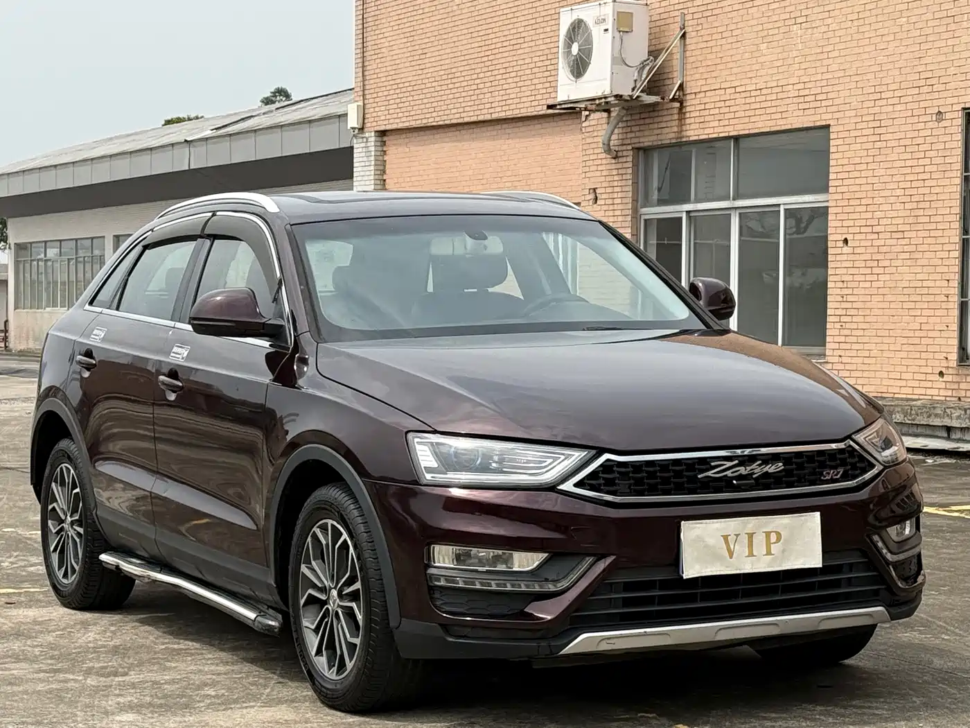 ZOTYE SR7