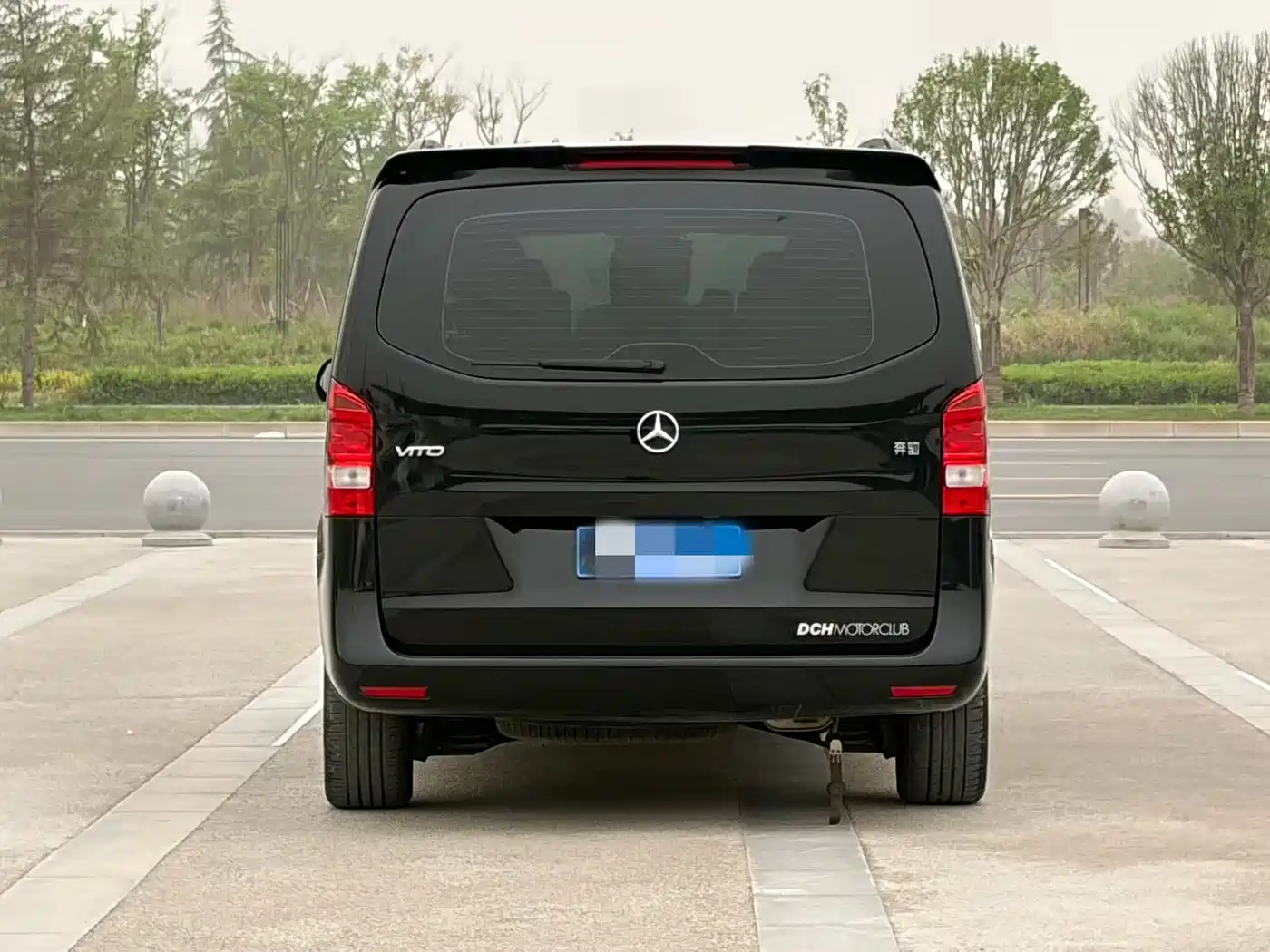 Mercedes-Benz Vito 2023 2.0T Elite 7-Seater фото 5