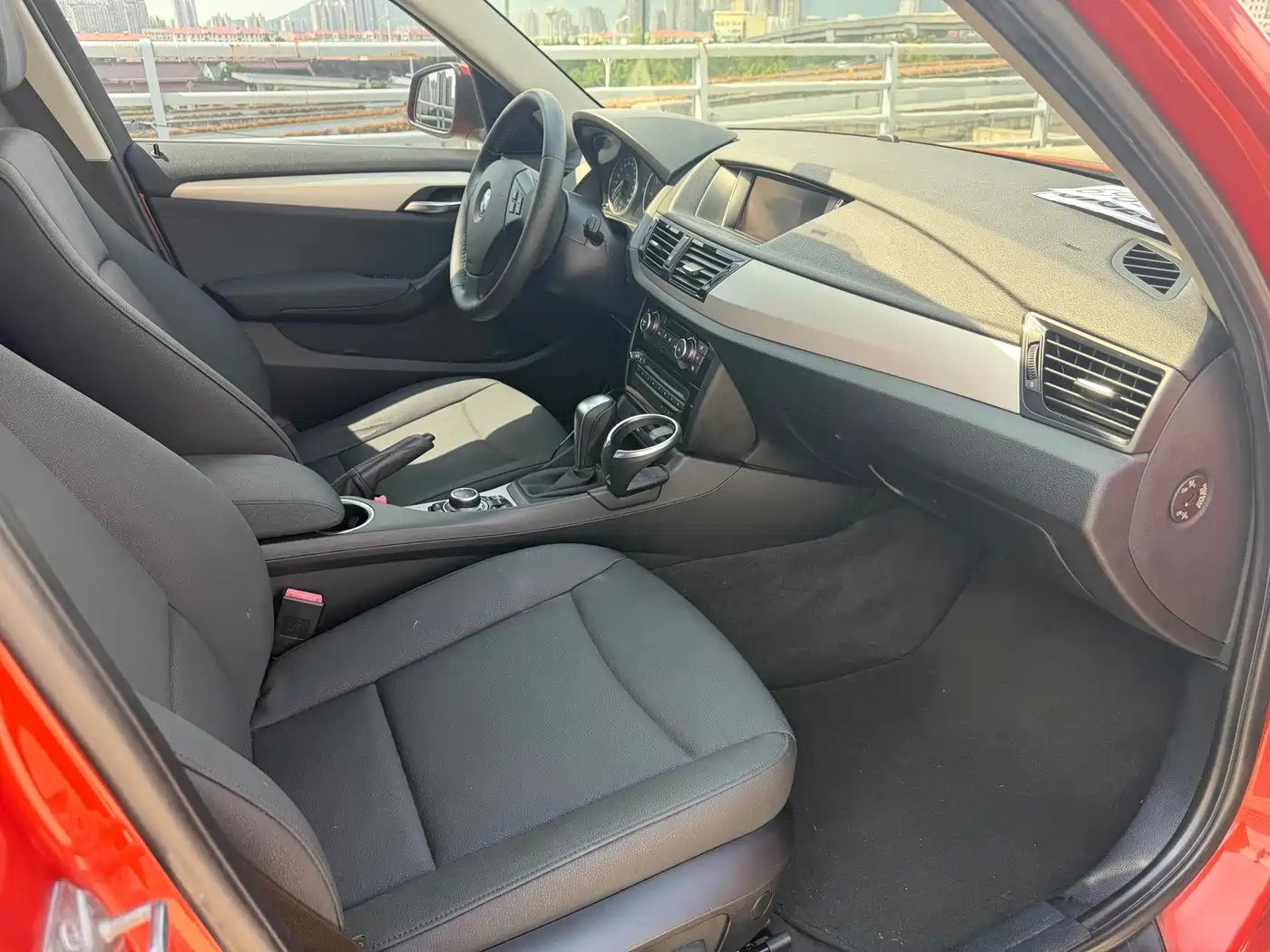BMW X1 (Import) 2013 2012 sDrive18i Luxury