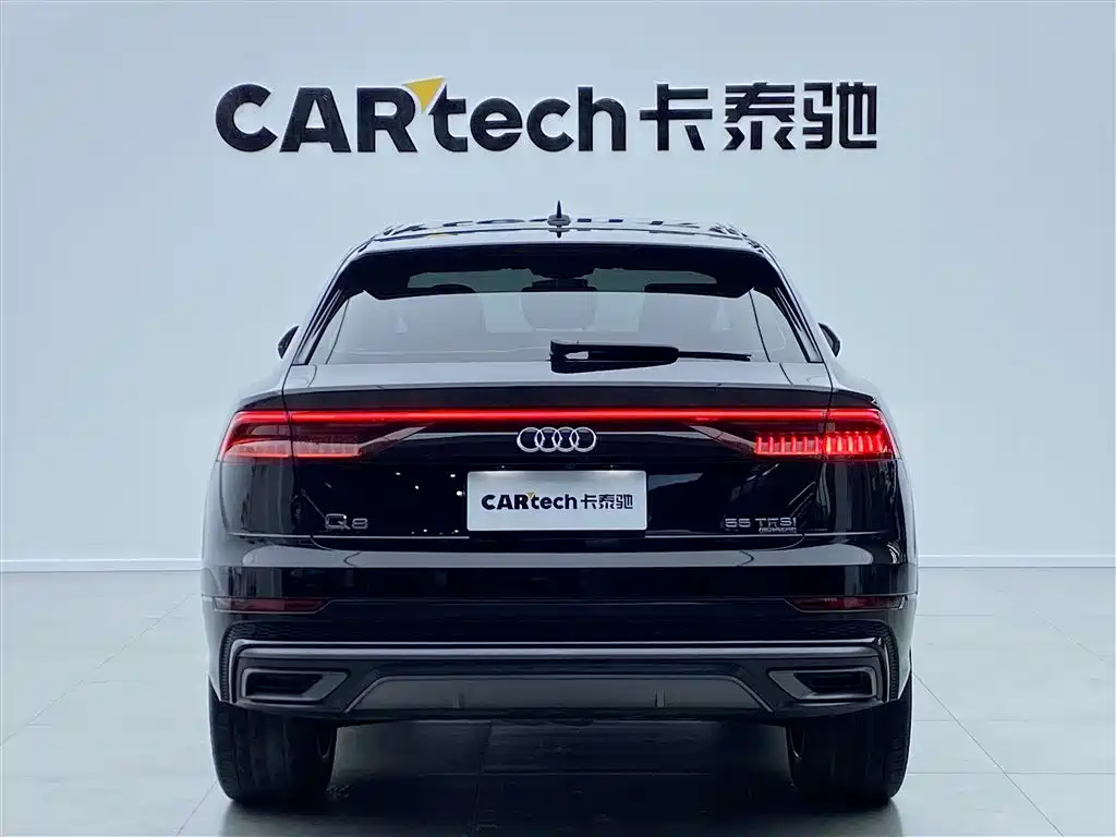 Audi Q8 2022 55 TFSI Luxury Dynamic фото 4