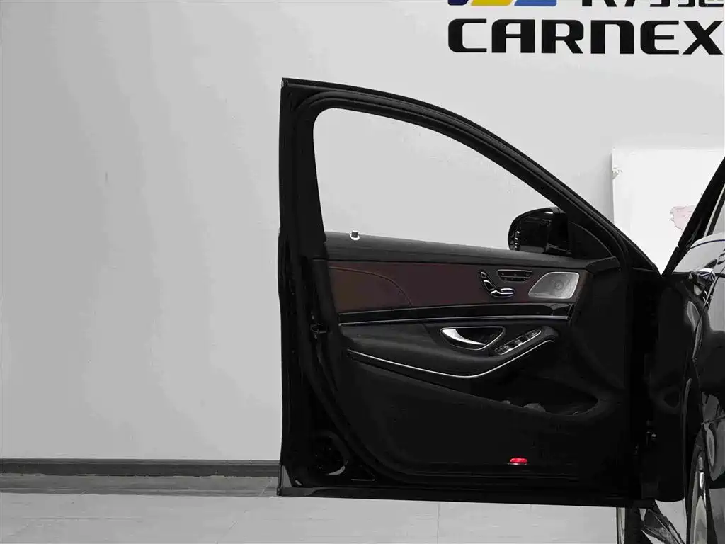 Фото 7 - Mercedes-Benz S-Class