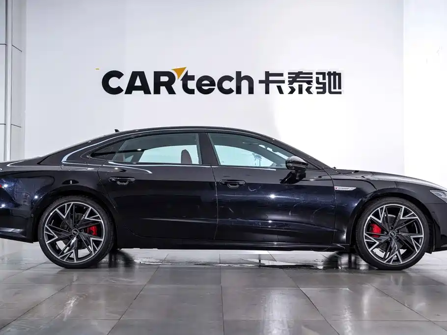 Audi A7L 2025 2024 45 TFSI quattro Black Warrior Edition