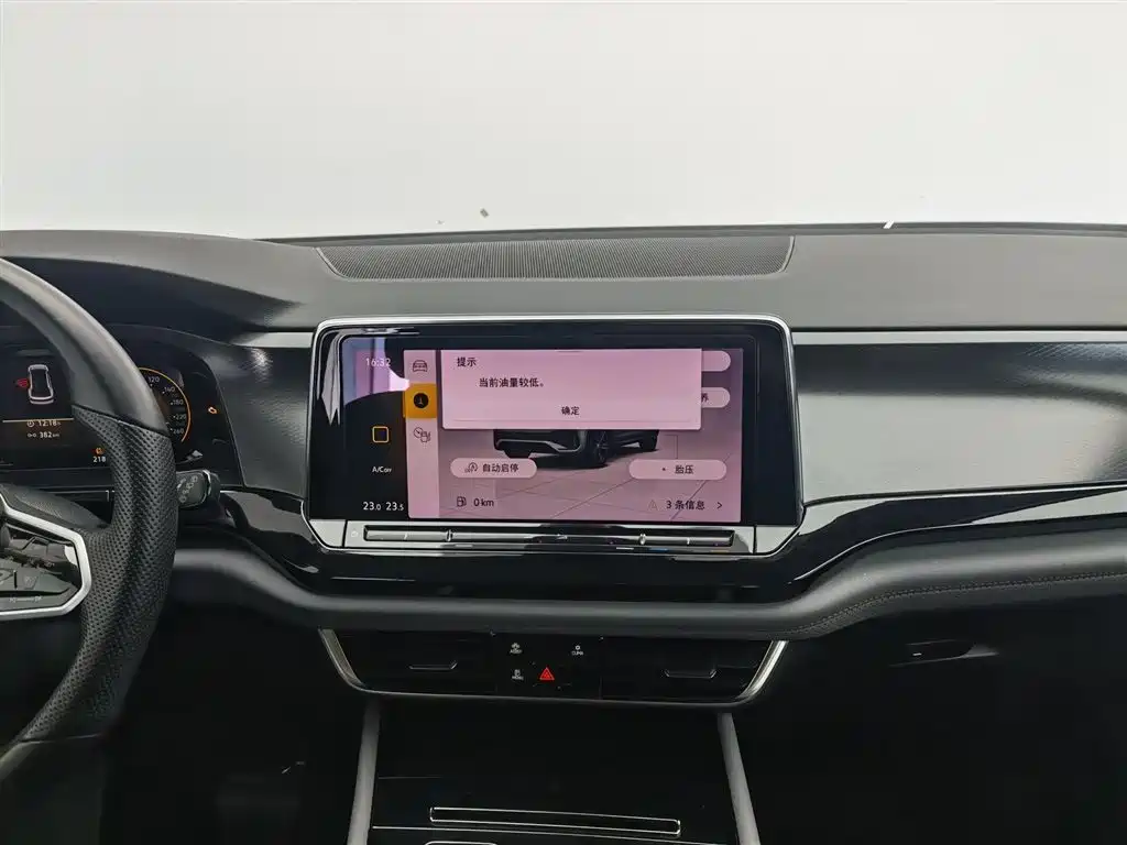 Volkswagen Teramont 2023 Teramont X 330TSI 2WD Luxury фото 12