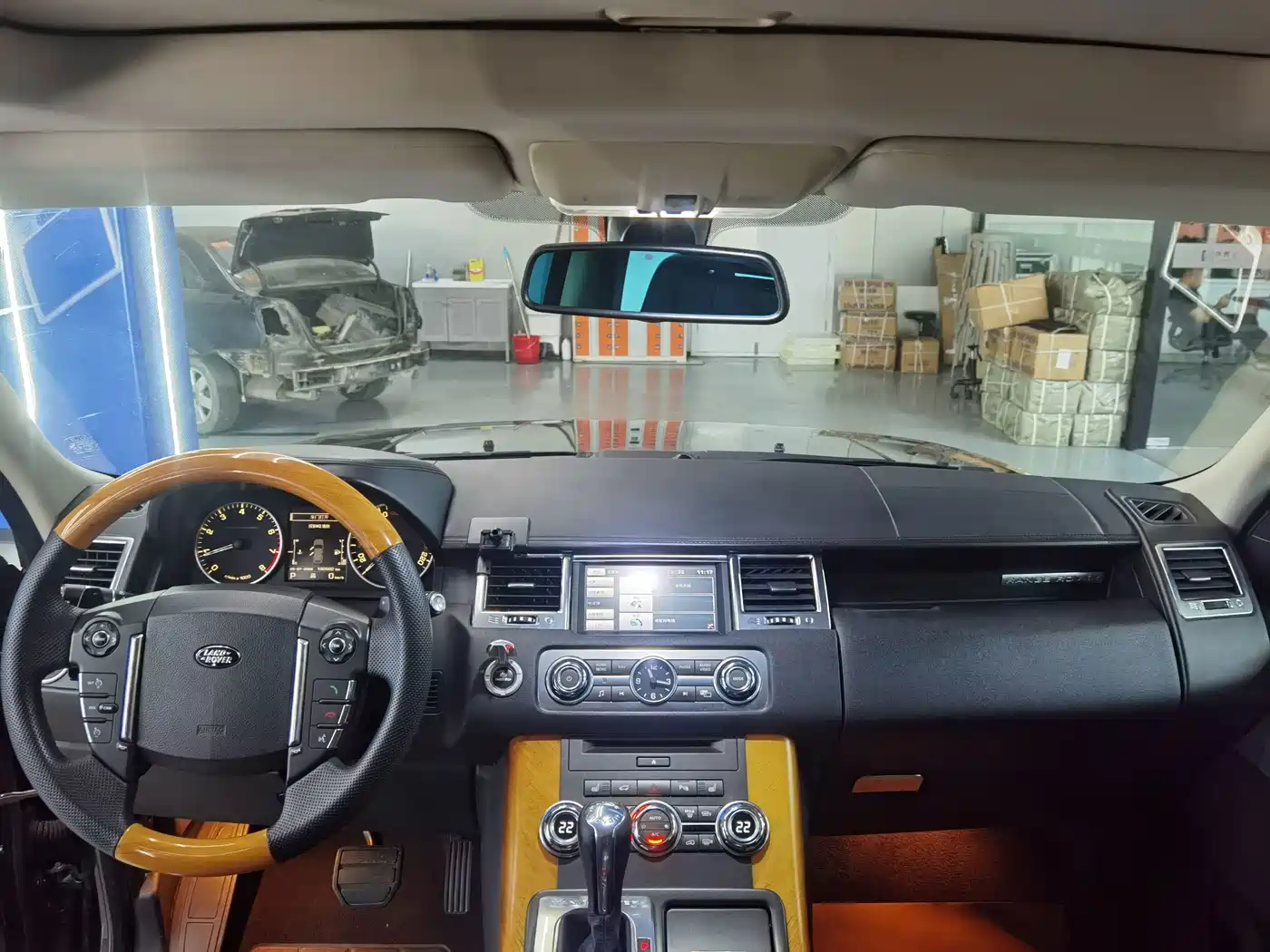 Фото 8 - Land Rover Range Rover Sport