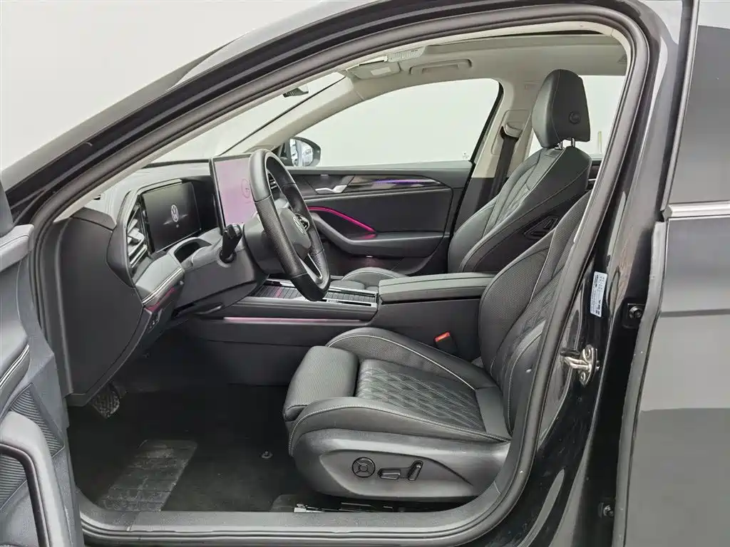 Volkswagen Magotan 2024 380TSI DSG Luxury Edition (Daimai Package) фото 10