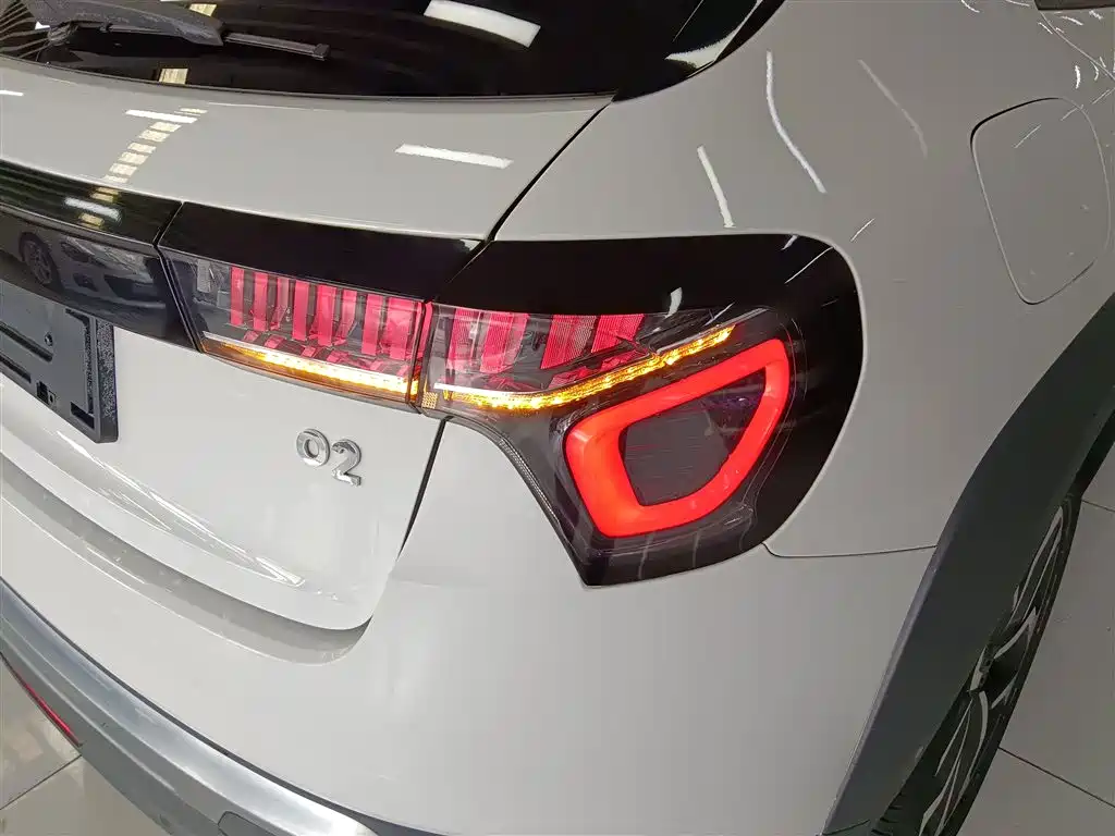 Lynk & Co 02 2019 1.5T DCT FWD Jin Pro Version China VI фото 24
