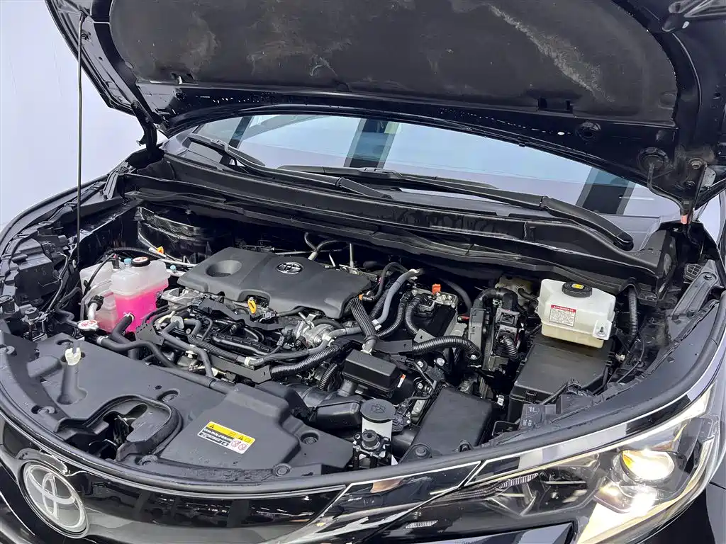 Toyota Sienna 2024 2.5L Hybrid Comfort Edition фото 12